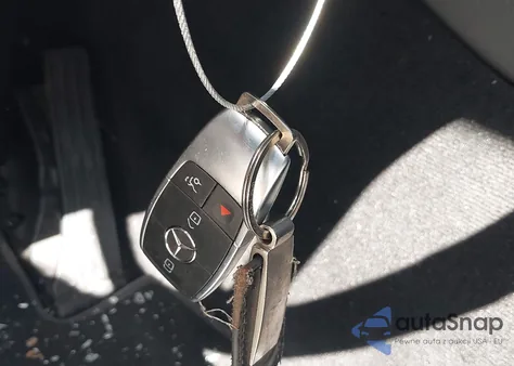 2019 Mercedes-Benz C 300 4Matic from USA, damaged, VIN 55SWF8EB0KU314445